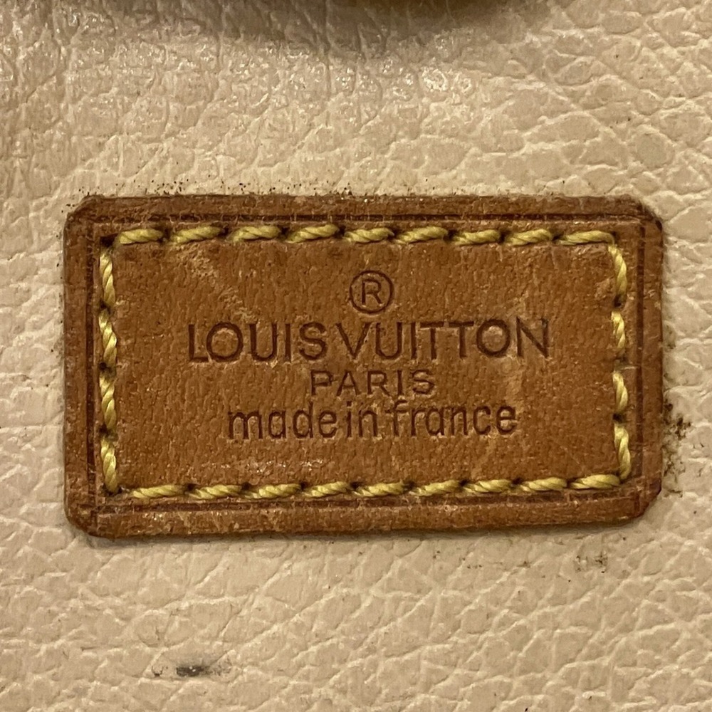 LOUIS VUITTON Authentic Brown Monogram Tote Bag - Picture 4 of 9